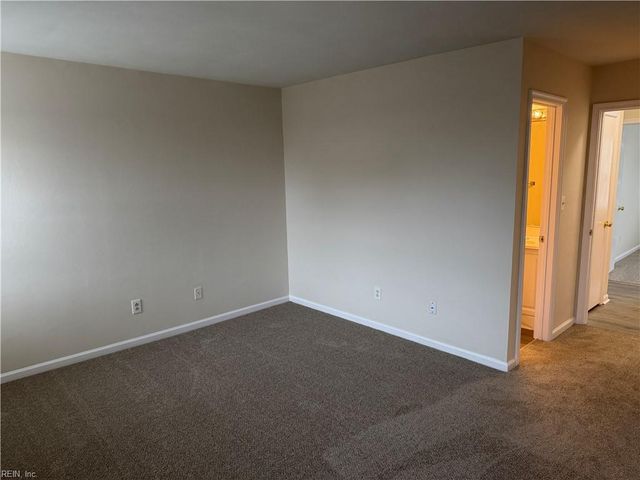 1072 Casanova DR, Virginia Beach, VA 23454