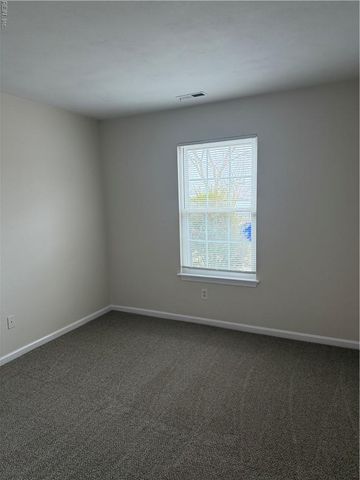 1072 Casanova DR, Virginia Beach, VA 23454