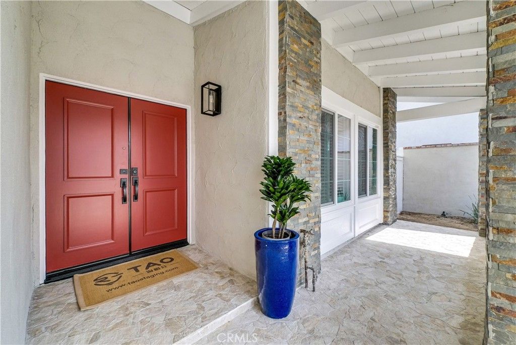 56 Monticello, Irvine, CA 92620 — photo 2