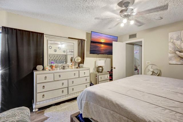 5852 SE Riverboat Drive 321, Stuart, FL 34997