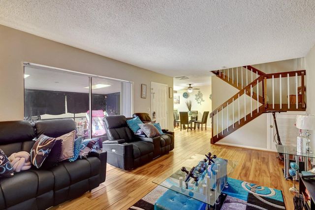 5852 SE Riverboat Drive 321, Stuart, FL 34997