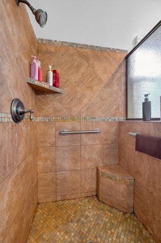 1817 Titian Ct, Davis, CA 95618