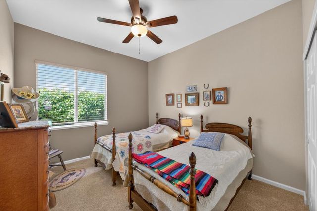 1817 Titian Ct, Davis, CA 95618