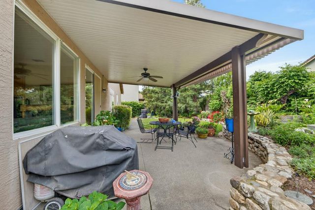 1817 Titian Ct, Davis, CA 95618