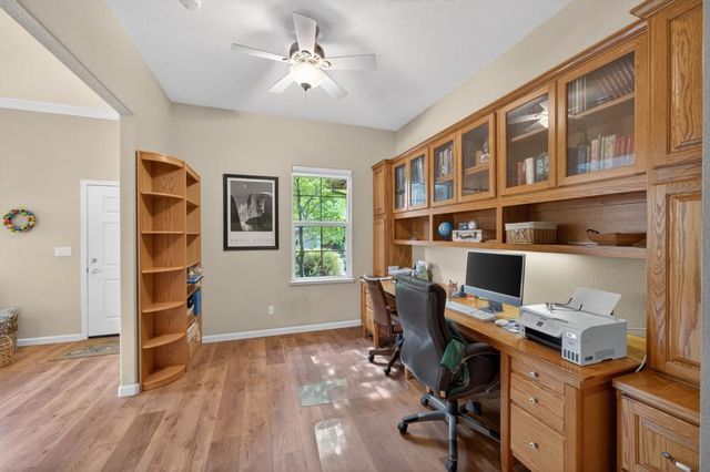 1817 Titian Ct, Davis, CA 95618