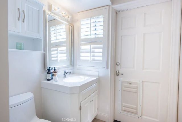 17636 Camino De Yatasto, Pacific Palisades, CA 90272