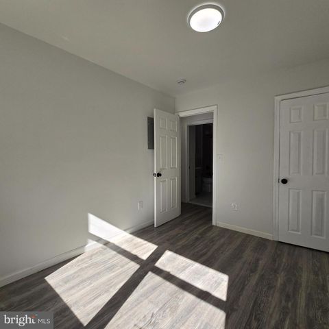 38 RICHARDS AVE, Pine Hill, NJ 08021