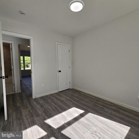 38 RICHARDS AVE, Pine Hill, NJ 08021