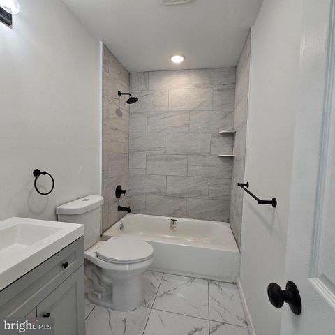 38 RICHARDS AVE, Pine Hill, NJ 08021