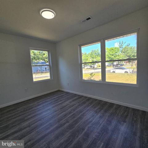 38 RICHARDS AVE, Pine Hill, NJ 08021