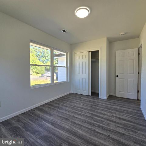 38 RICHARDS AVE, Pine Hill, NJ 08021
