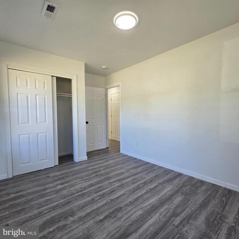 38 RICHARDS AVE, Pine Hill, NJ 08021