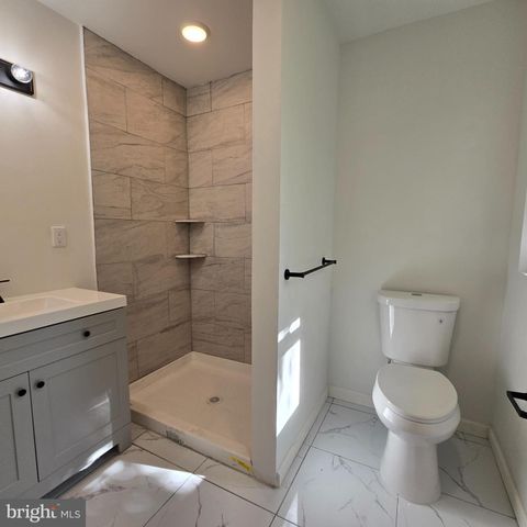 38 RICHARDS AVE, Pine Hill, NJ 08021