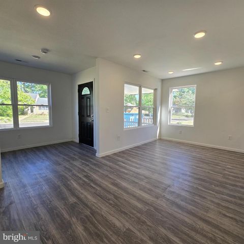 38 RICHARDS AVE, Pine Hill, NJ 08021