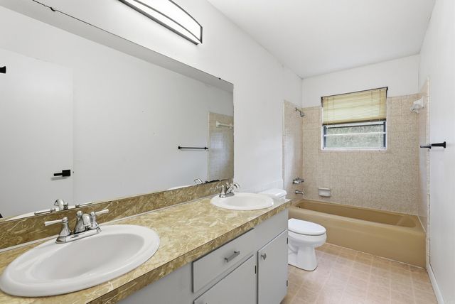 7 Arcadia Circle, Bryant, AR 72022