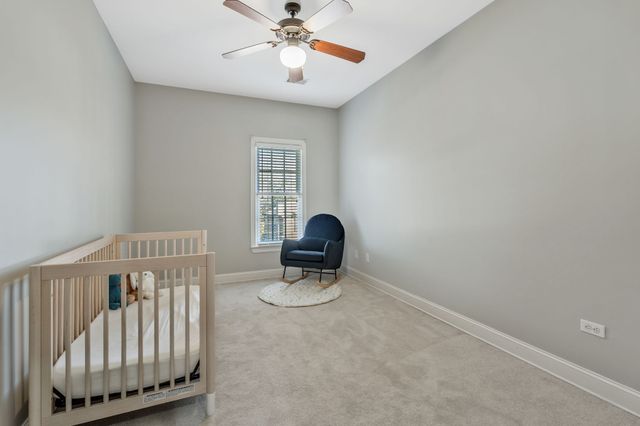 1207 Grandview Dr, Nashville, TN 37215