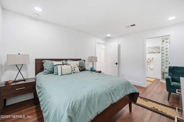 15725 SHARK Road W, Jacksonville, FL 32226