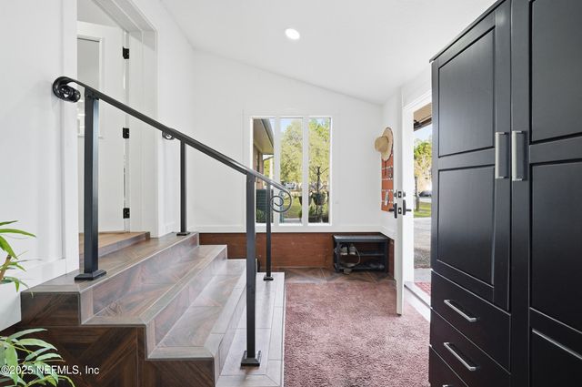 15725 SHARK Road W, Jacksonville, FL 32226