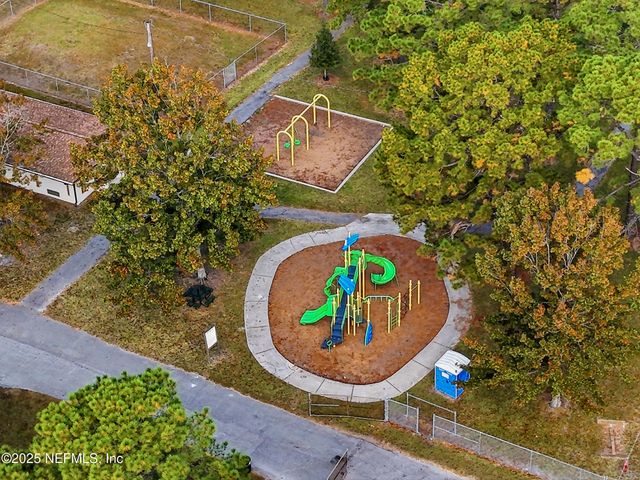 15725 SHARK Road W, Jacksonville, FL 32226