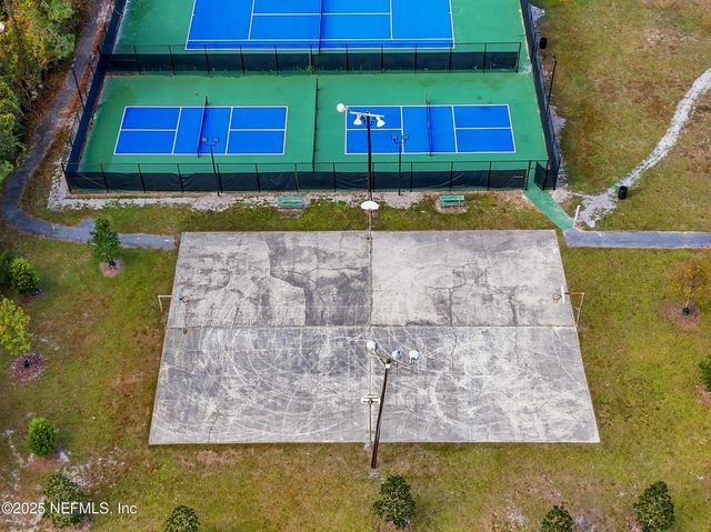 15725 SHARK Road W, Jacksonville, FL 32226