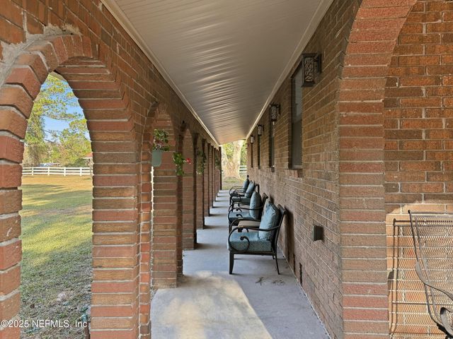 15725 SHARK Road W, Jacksonville, FL 32226