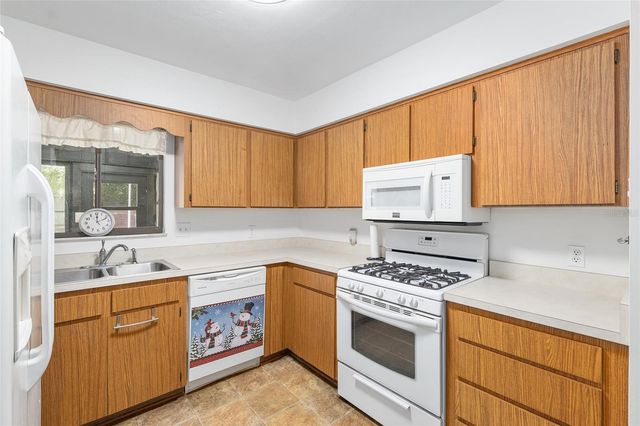 8479 NW 38TH DRIVE, Gainesville, FL 32653