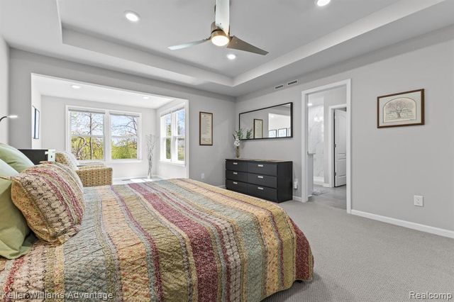 836 Addison Circle, Walled Lake, MI 48390