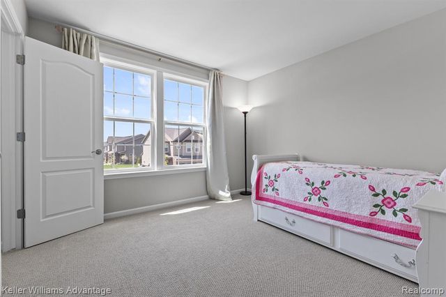 836 Addison Circle, Walled Lake, MI 48390