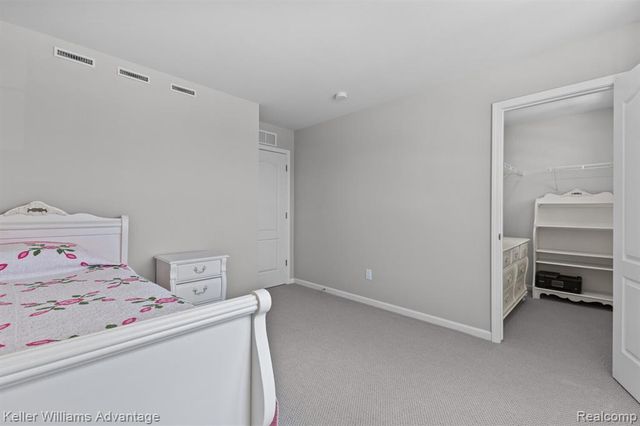 836 Addison Circle, Walled Lake, MI 48390