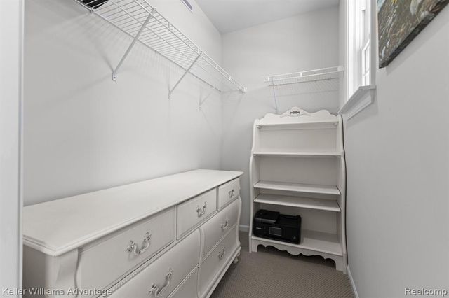 836 Addison Circle, Walled Lake, MI 48390