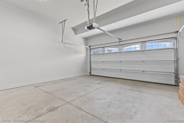836 Addison Circle, Walled Lake, MI 48390