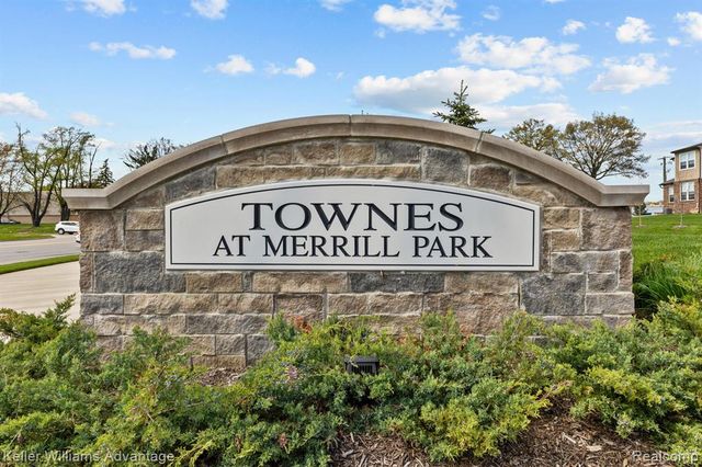 836 Addison Circle, Walled Lake, MI 48390