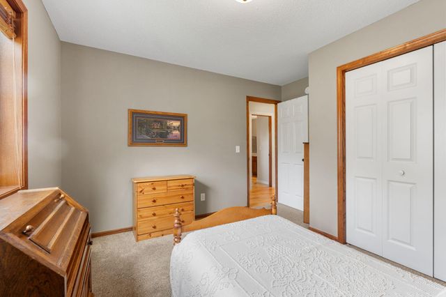 4942 87th Street NE, Monticello, MN 55362