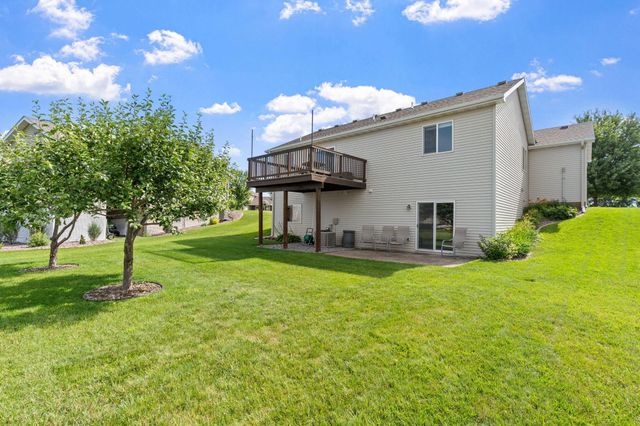 4942 87th Street NE, Monticello, MN 55362