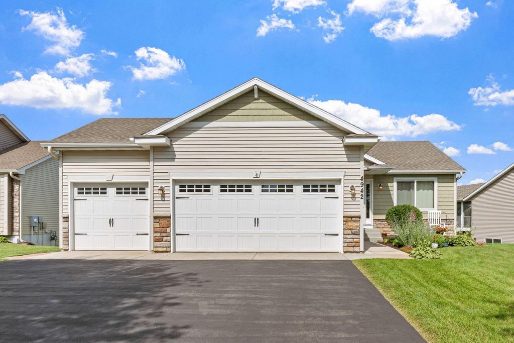 4942 87th Street NE, Monticello, MN 55362