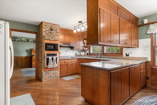43W762 Mcdonald Road, Elgin, IL 60124