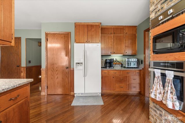 43W762 Mcdonald Road, Elgin, IL 60124