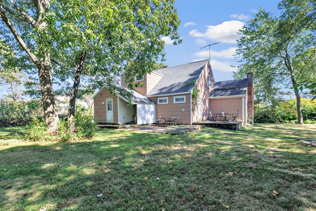 86 Vanguard Street, Bridgeport, CT 06606