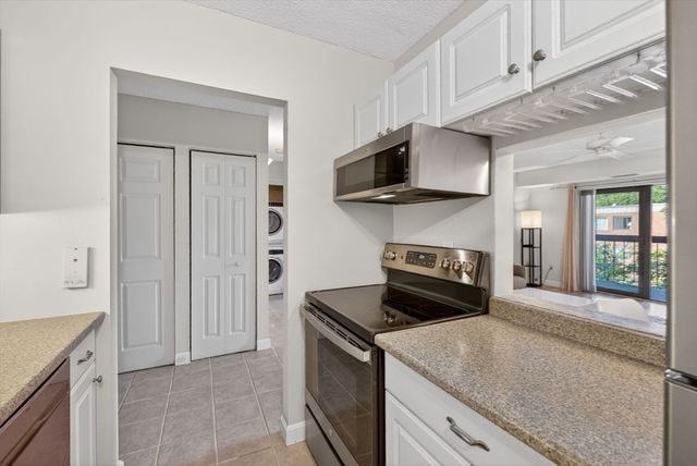 159 Main St 54A, Stoneham, MA 02180