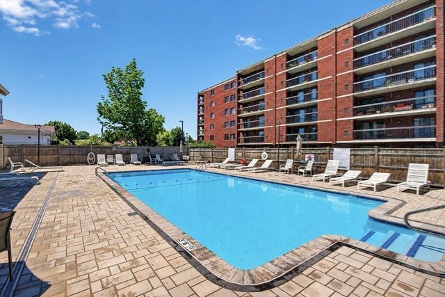 159 Main St 54A, Stoneham, MA 02180