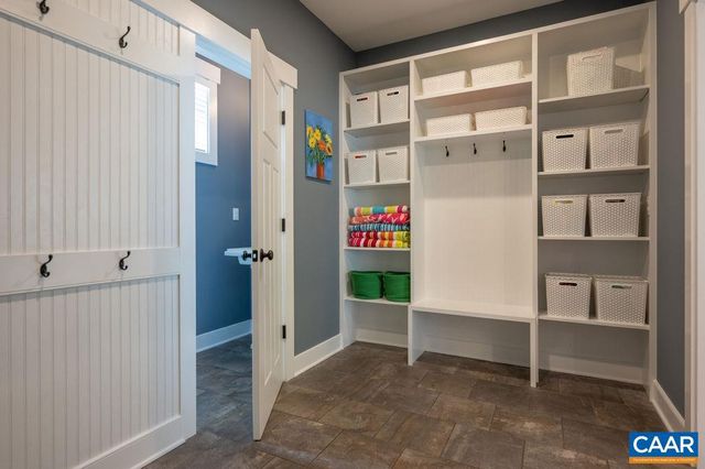 6679 WELBOURNE LN, Crozet, VA 22932