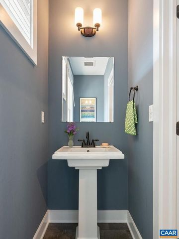 6679 WELBOURNE LN, Crozet, VA 22932