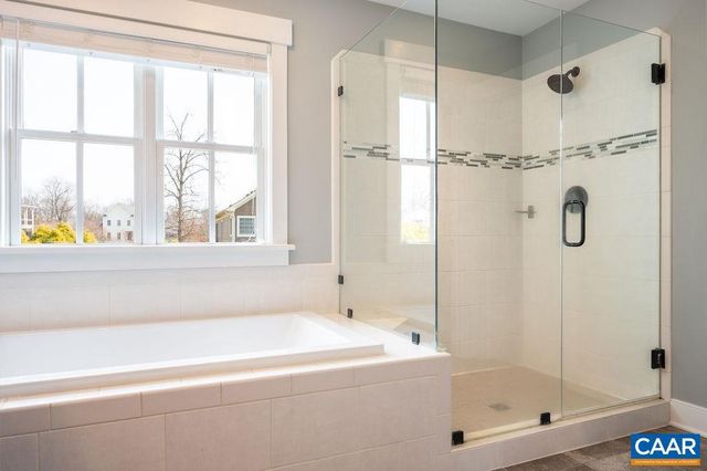 6679 WELBOURNE LN, Crozet, VA 22932