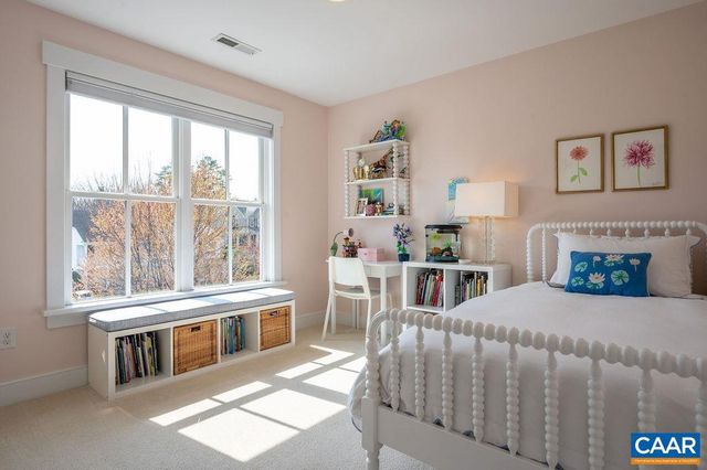 6679 WELBOURNE LN, Crozet, VA 22932