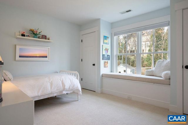 6679 WELBOURNE LN, Crozet, VA 22932