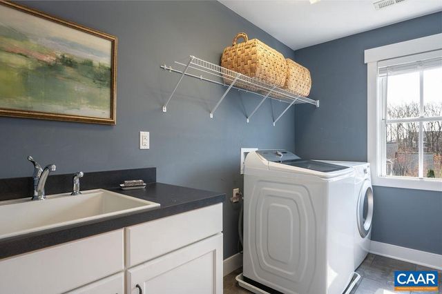 6679 WELBOURNE LN, Crozet, VA 22932