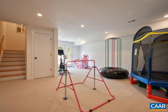 6679 WELBOURNE LN, Crozet, VA 22932