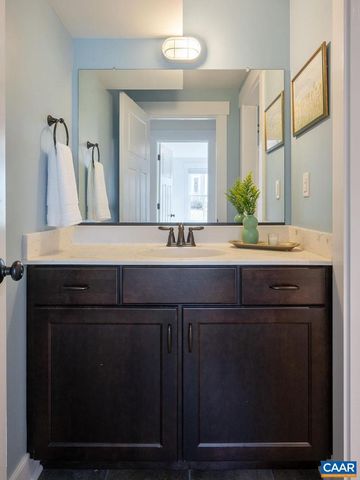 6679 WELBOURNE LN, Crozet, VA 22932