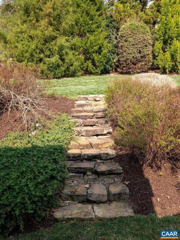 6679 WELBOURNE LN, Crozet, VA 22932