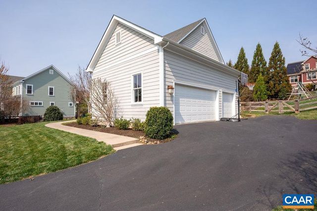 6679 WELBOURNE LN, Crozet, VA 22932